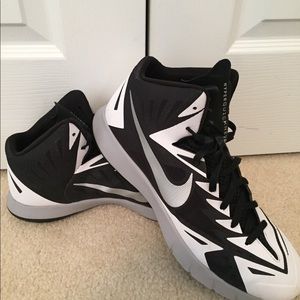 Men’s Nike HyperQuickness Basketball Shoes (NEW)